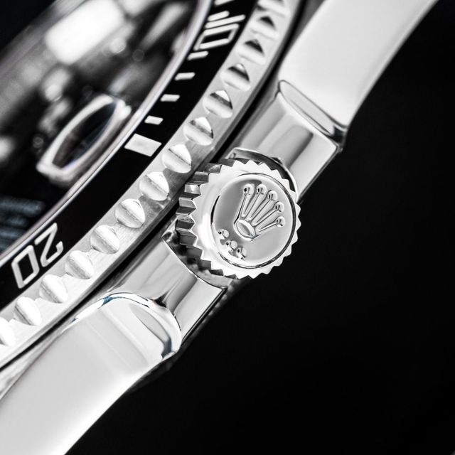 Rolex Submariner 116610 LN Image 2